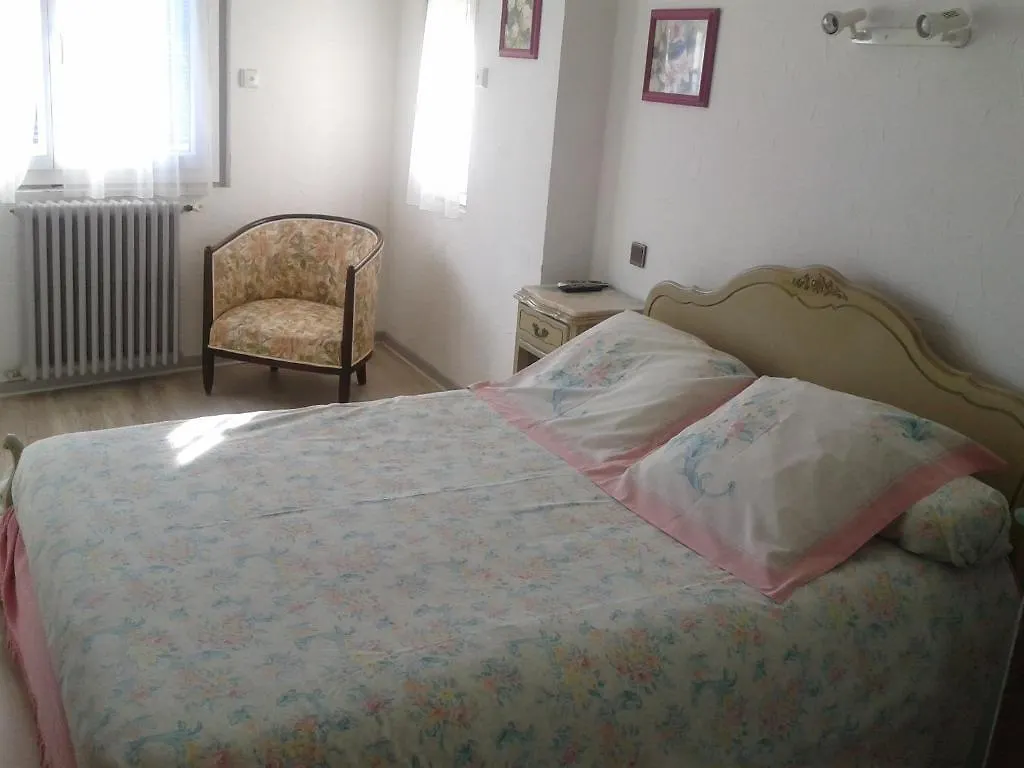 L' Auberge Campagnarde, Lourdes Poueyferre 2*,