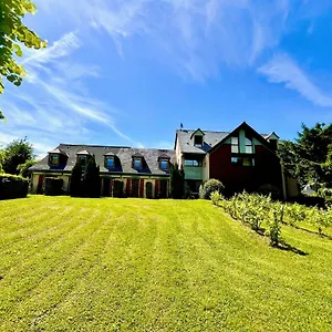 Logis Du Barrez Hotel